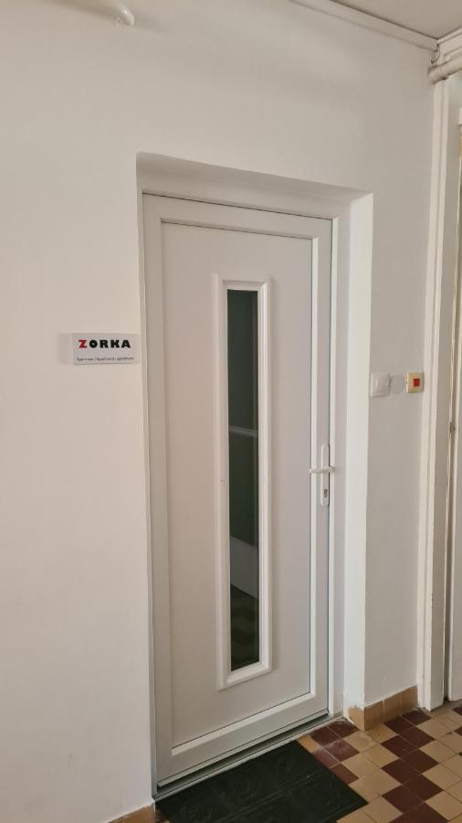 Апартаменты Zorka Apartman Кестхей Экстерьер фото